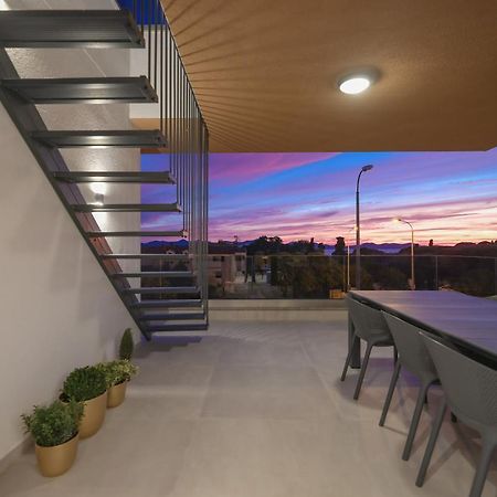 Leonardo Luxury Residence 2 Penthouse With Jacuzzi ザダル エクステリア 写真