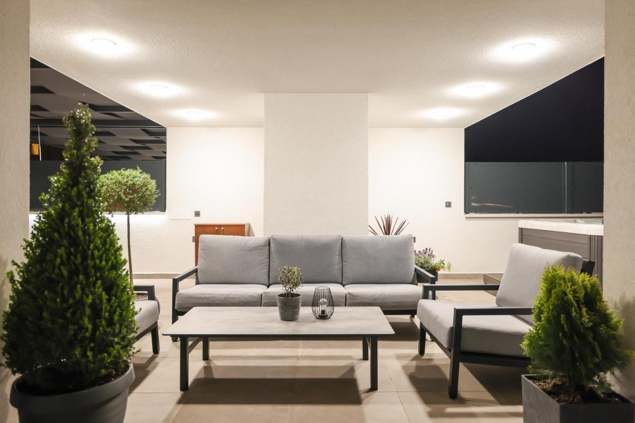 Leonardo Luxury Residence 2 Penthouse With Jacuzzi ザダル エクステリア 写真