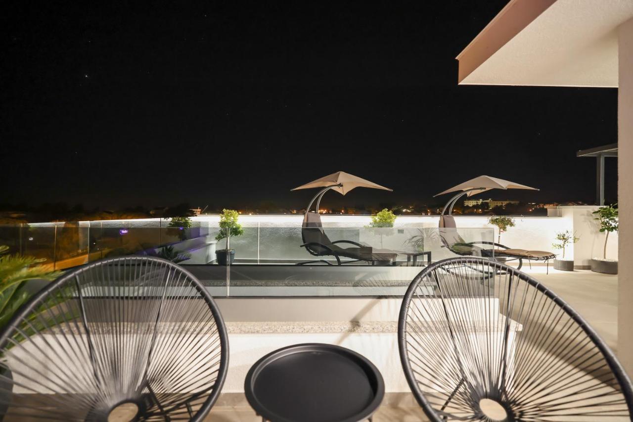 Leonardo Luxury Residence 2 Penthouse With Jacuzzi ザダル エクステリア 写真